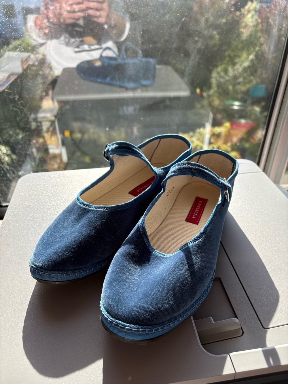 Vibi Venezia Women’s Blue Velvet Mary Jane Flats